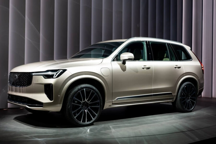 Volvo Abandons 2030 Fully Electric Car Goal Amid Hybrid Car Production Plans