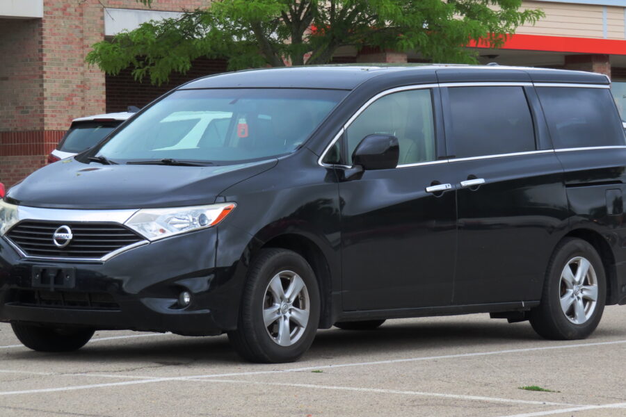 Does the 2009 Nissan Quest Have a CVT Transmission