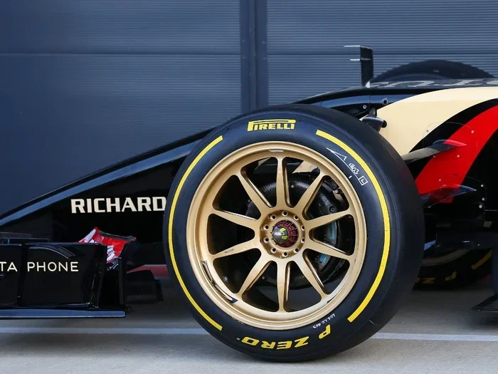 Why 18 Inch Tyre Cars Offer the Best Driving Experience