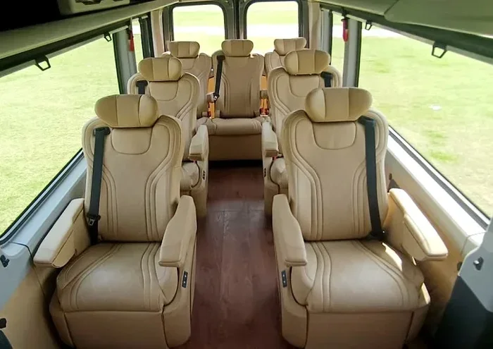 Best 10 Seater Family Car Options for Large Families